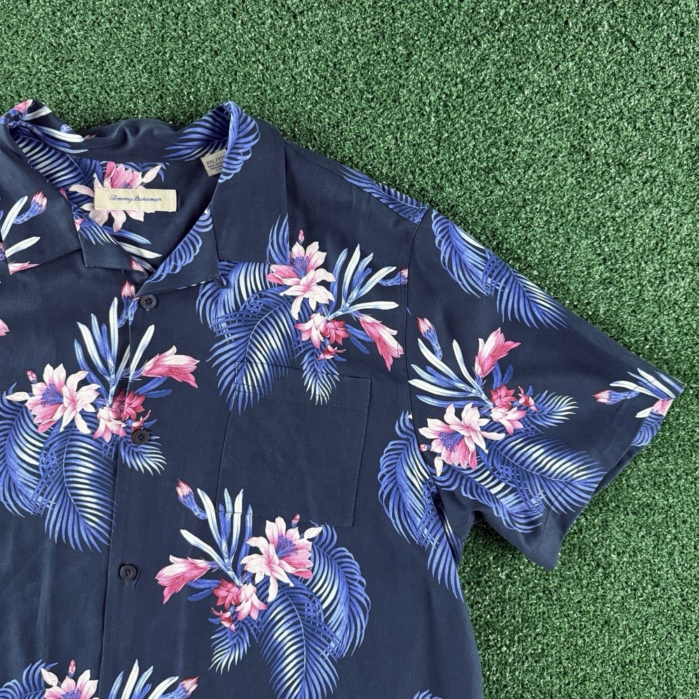 Tommy Bahama Men's Camp Hawaiian Aloha Button Shirt Size 2XL XXL Floral Blue